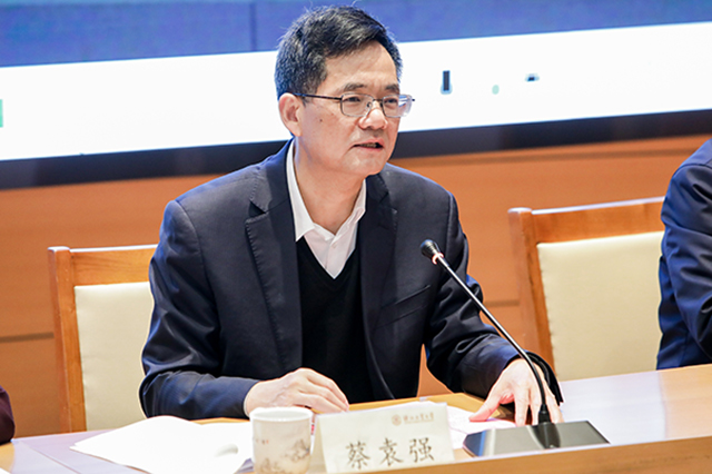 1642926623421028960.jpg 蔡袁強致辭.jpg
